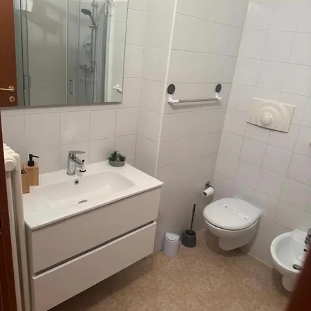 Casa In 10 Apartment